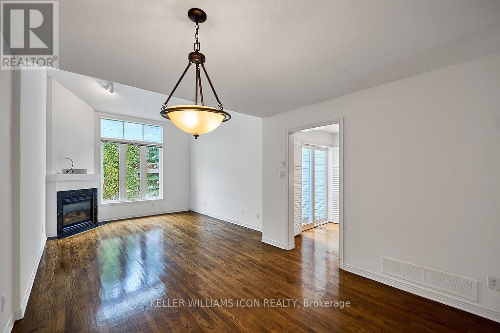 6 Cambray Lane, Ottawa, Ontario  K2K 3C2 - Photo 8 - X12539814