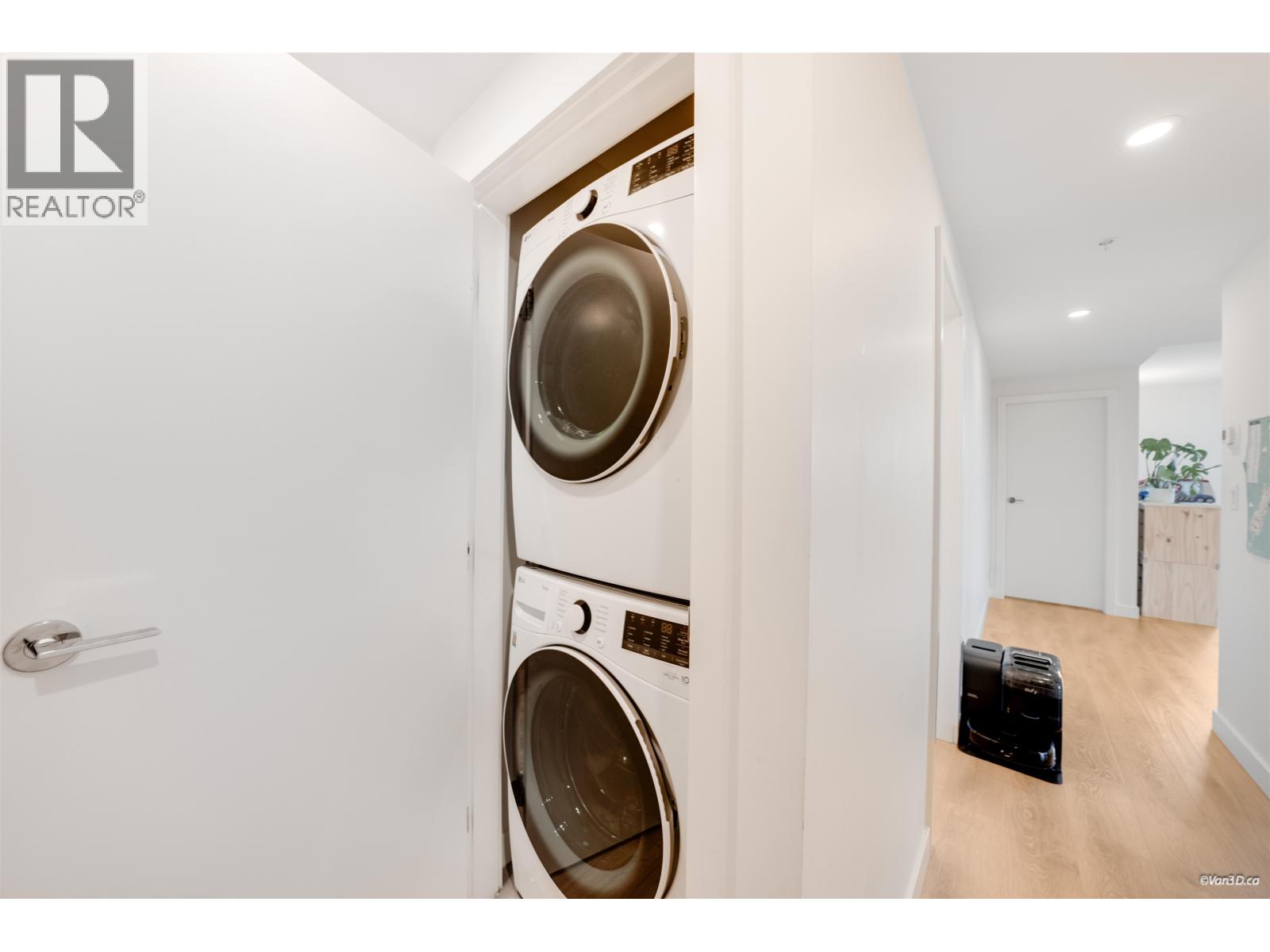 807 318 Alderson Avenue, Coquitlam, British Columbia  V3K 0J1 - Photo 37 - R3067028