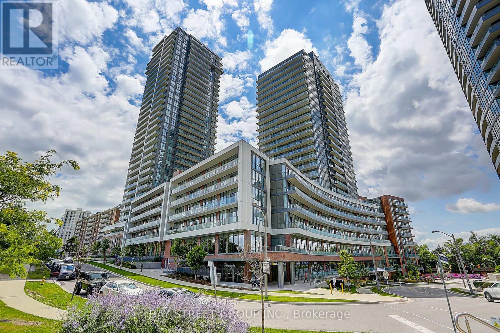 1606 - 32 FOREST MANOR ROAD, Toronto, Ontario