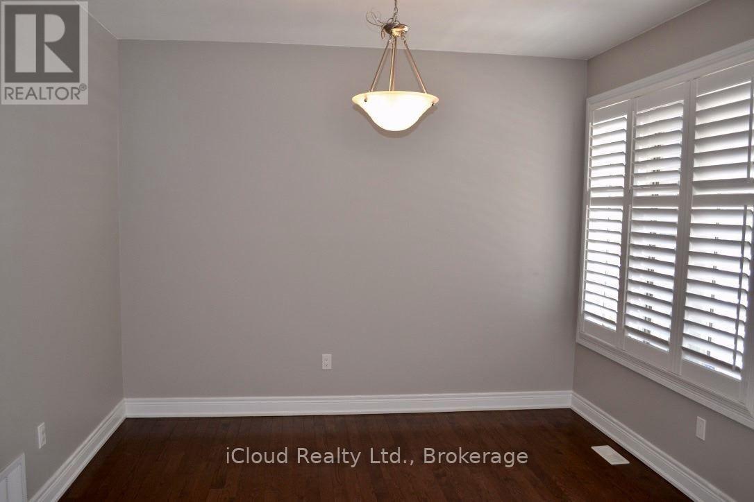 43 Merrickville Way, Brampton, Ontario  L6Y 0V2 - Photo 3 - W12539812