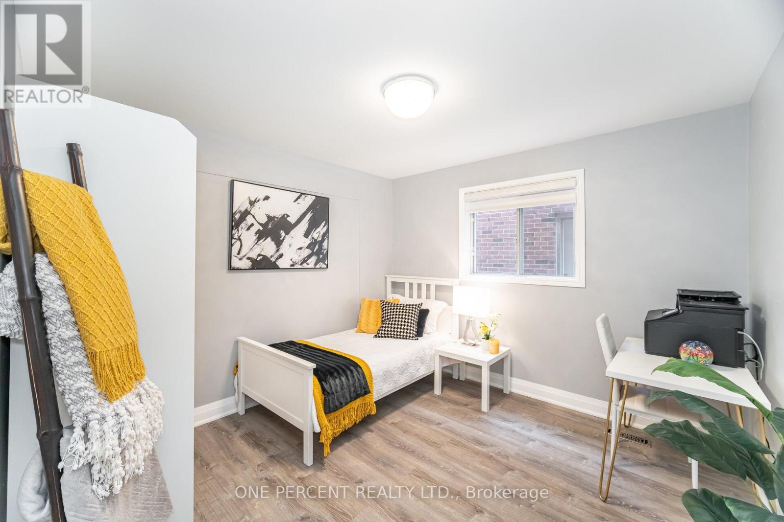 704 Bookham Crescent, Mississauga, Ontario L4Z 1T9 - Photo 14 - W12539818