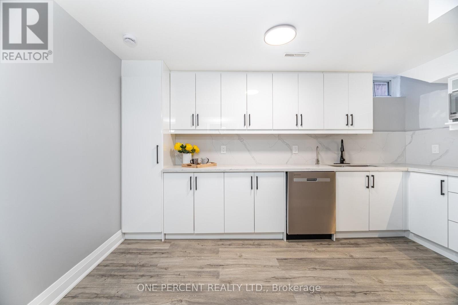 704 Bookham Crescent, Mississauga, Ontario L4Z 1T9 - Photo 33 - W12539818