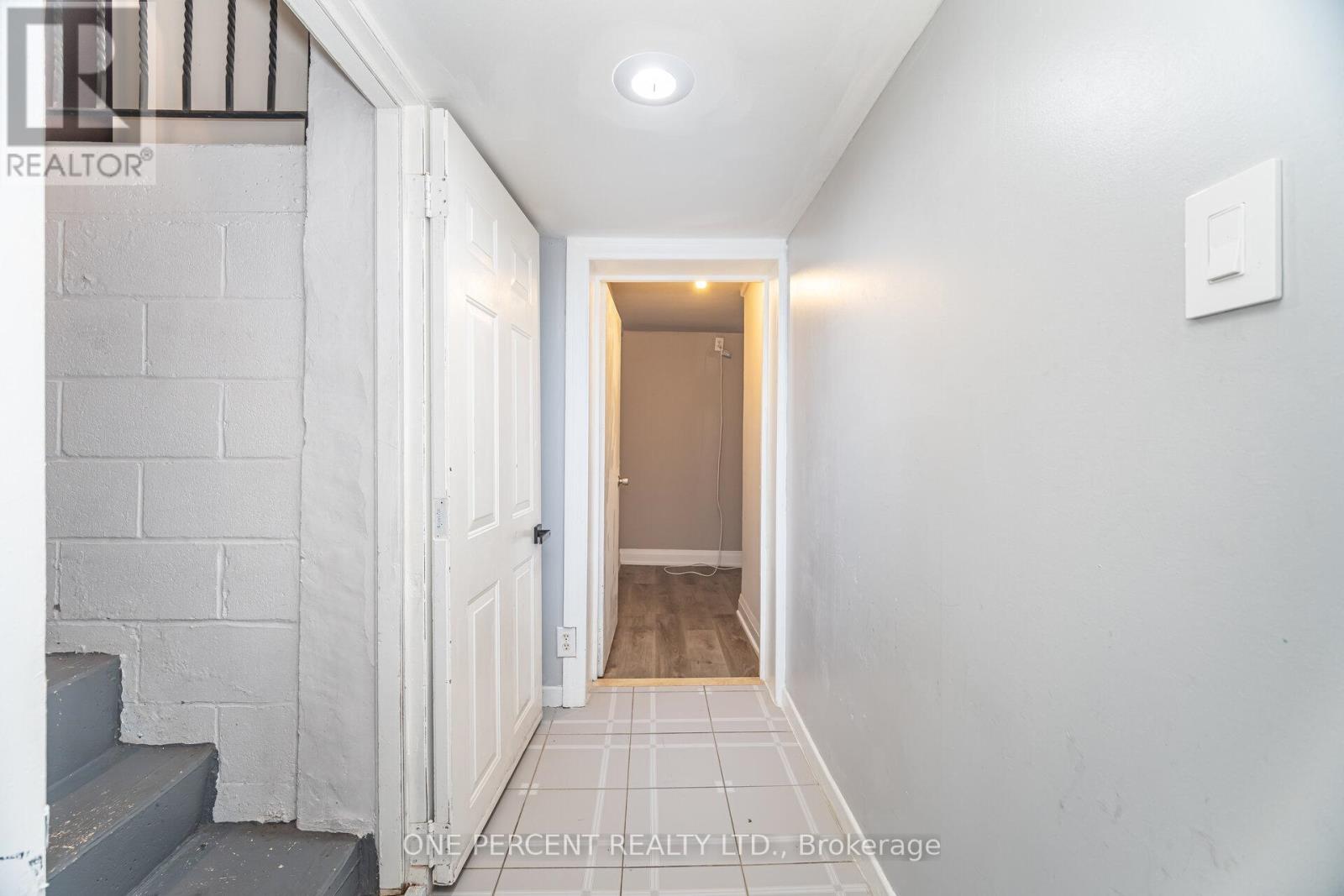 704 Bookham Crescent, Mississauga, Ontario L4Z 1T9 - Photo 44 - W12539818