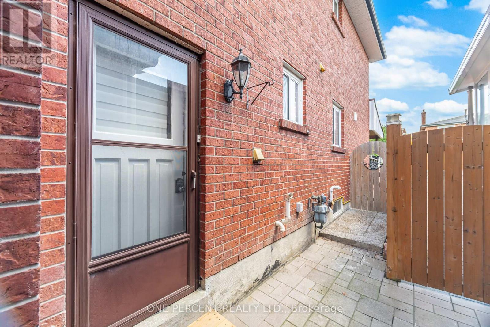 704 Bookham Crescent, Mississauga, Ontario L4Z 1T9 - Photo 45 - W12539818