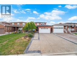 704 BOOKHAM CRESCENT, Mississauga, Ontario