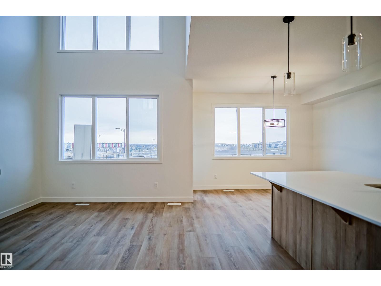 9740 Carson Pl Sw, Edmonton, Alberta  T6W 4X8 - Photo 5 - E4465551