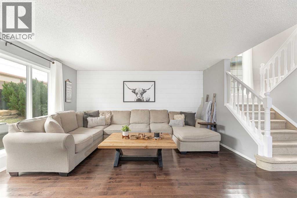 86 Tuscany Ridge View Nw, Calgary, Alberta  T3L 2J5 - Photo 12 - A2254025