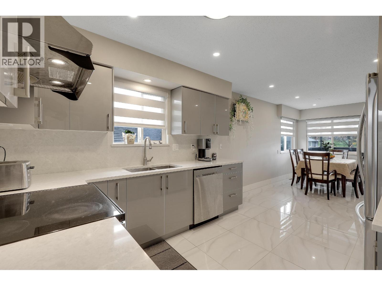 2624 Kitchener Street, Vancouver, British Columbia  V5K 3C8 - Photo 10 - R3066924