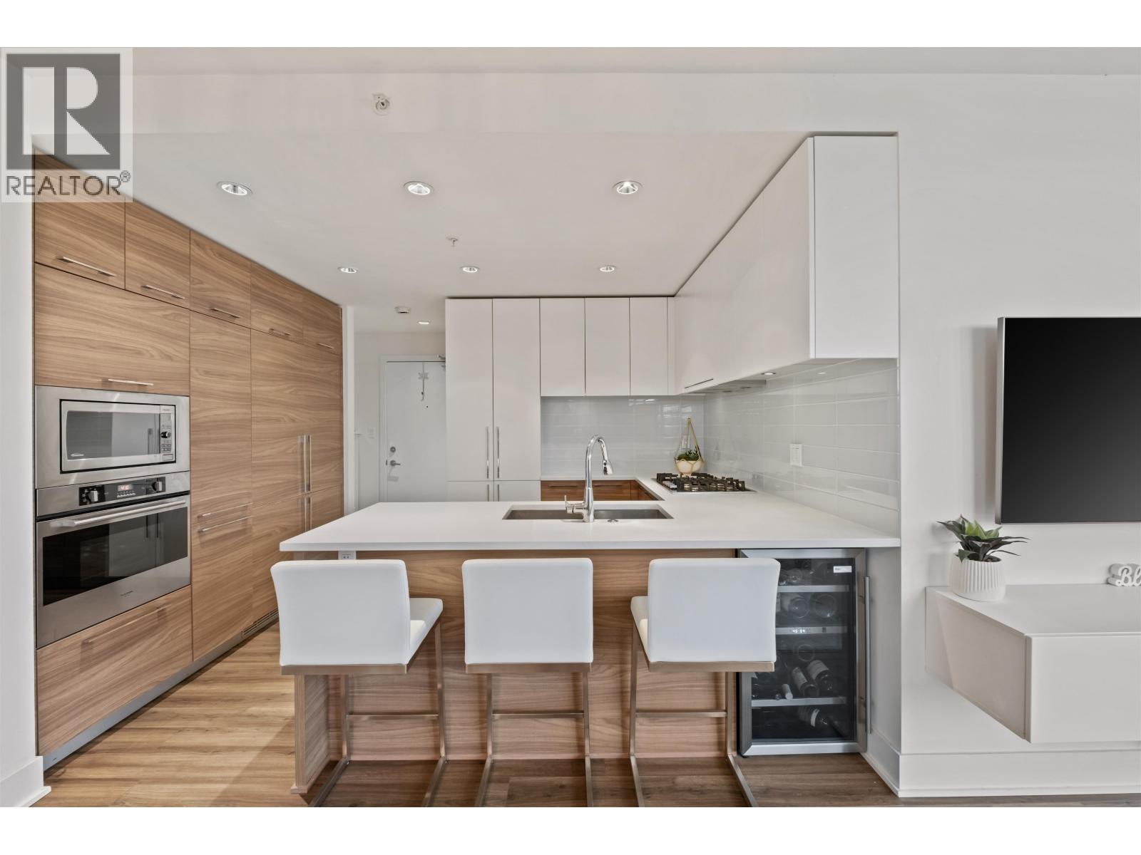 3207 1188 Pinetree Way, Coquitlam, British Columbia  V3B 0K9 - Photo 6 - R3066974