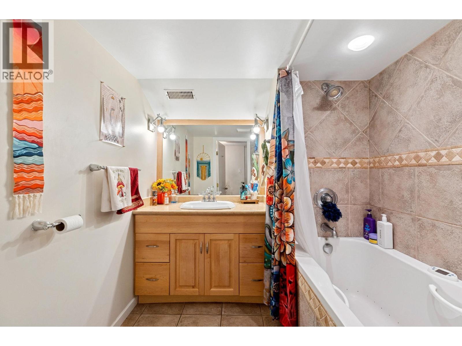 1501 Marine Crescent, Coquitlam, British Columbia  V3J 5X4 - Photo 26 - R3066805