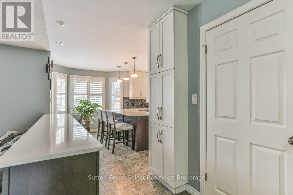 21 Heron Avenue, Woodstock, Ontario  N4T 1T1 - Photo 13 - X12361259