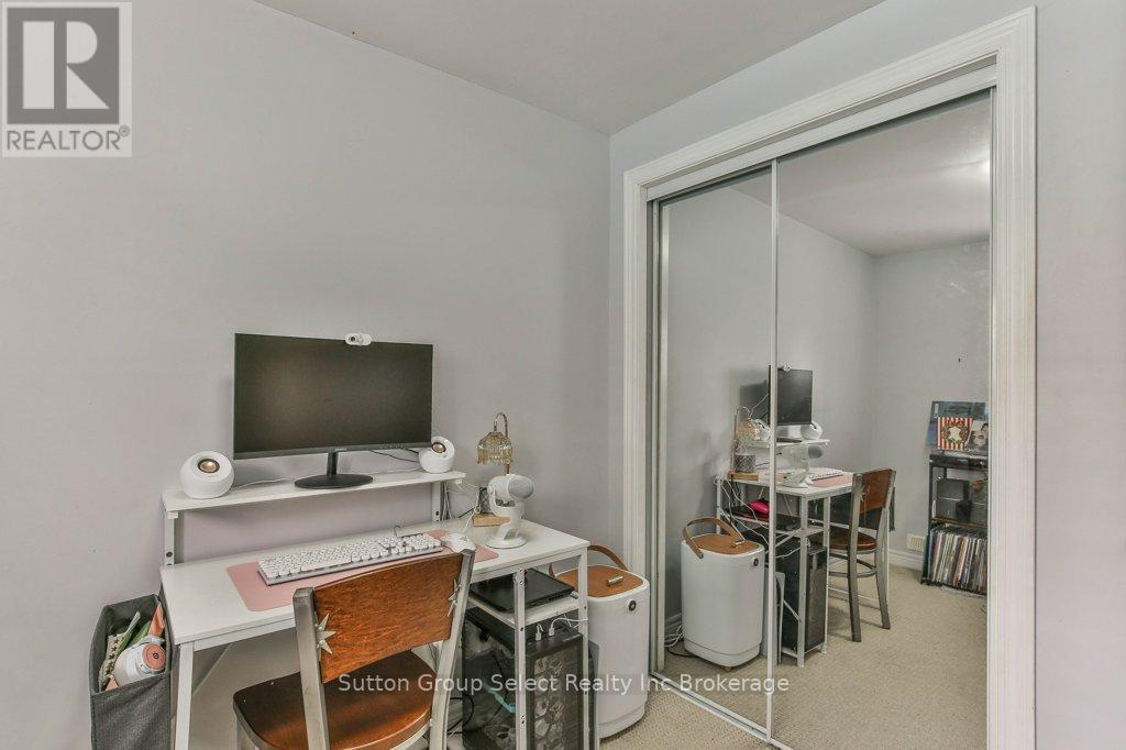 21 Heron Avenue, Woodstock, Ontario  N4T 1T1 - Photo 39 - X12361259