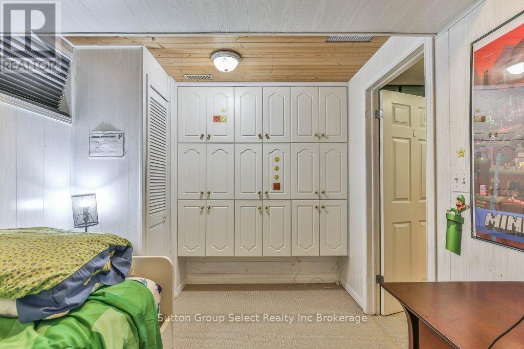 21 Heron Avenue, Woodstock, Ontario  N4T 1T1 - Photo 41 - X12361259