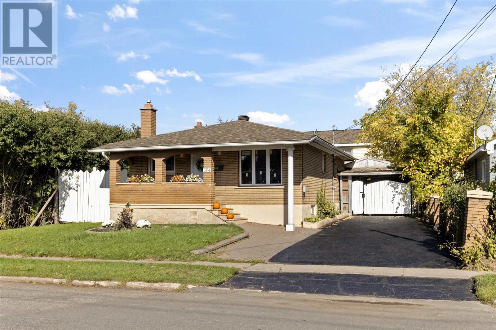 394 Connaught Ave, Sault Ste. Marie, Ontario  P6C 2C9 - Photo 4 - SM252910