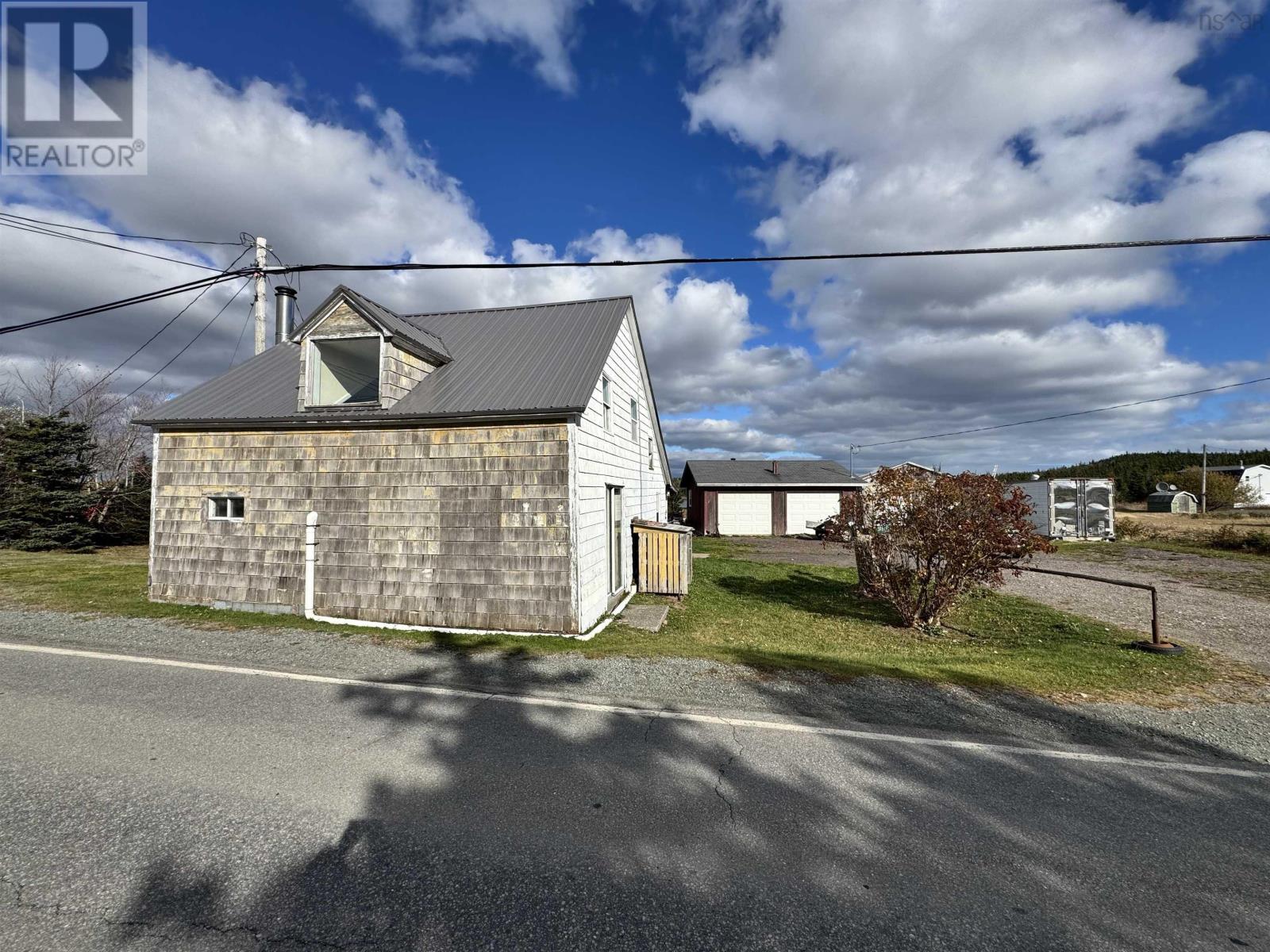 1587 Highway 206, West Arichat, Nova Scotia  B0E 3J0 - Photo 3 - 202527226