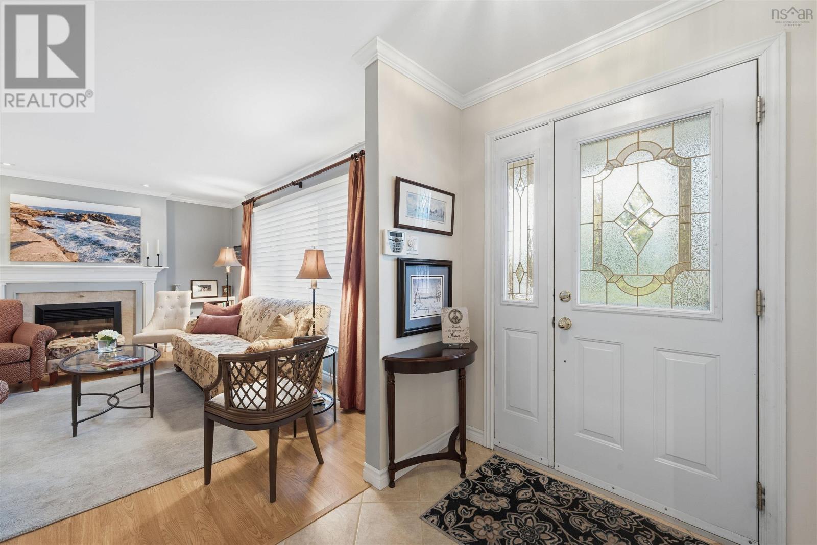 Property at 55 Hardisty Court image 3