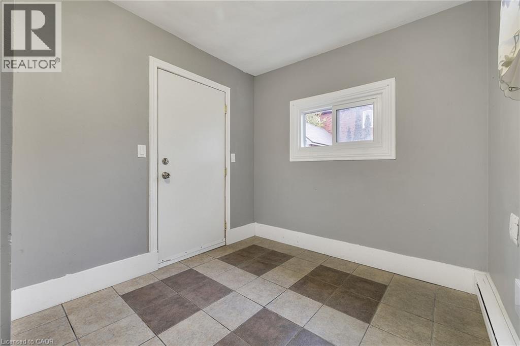 174 William Street, Brantford, Ontario  N3T 3L5 - Photo 25 - 40787911