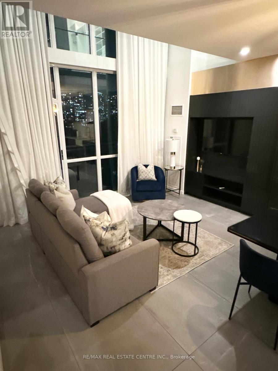 503 - 220 Burnhamthorpe Road W, Mississauga, Ontario L5B 4N4 - Photo 33 - W12537064