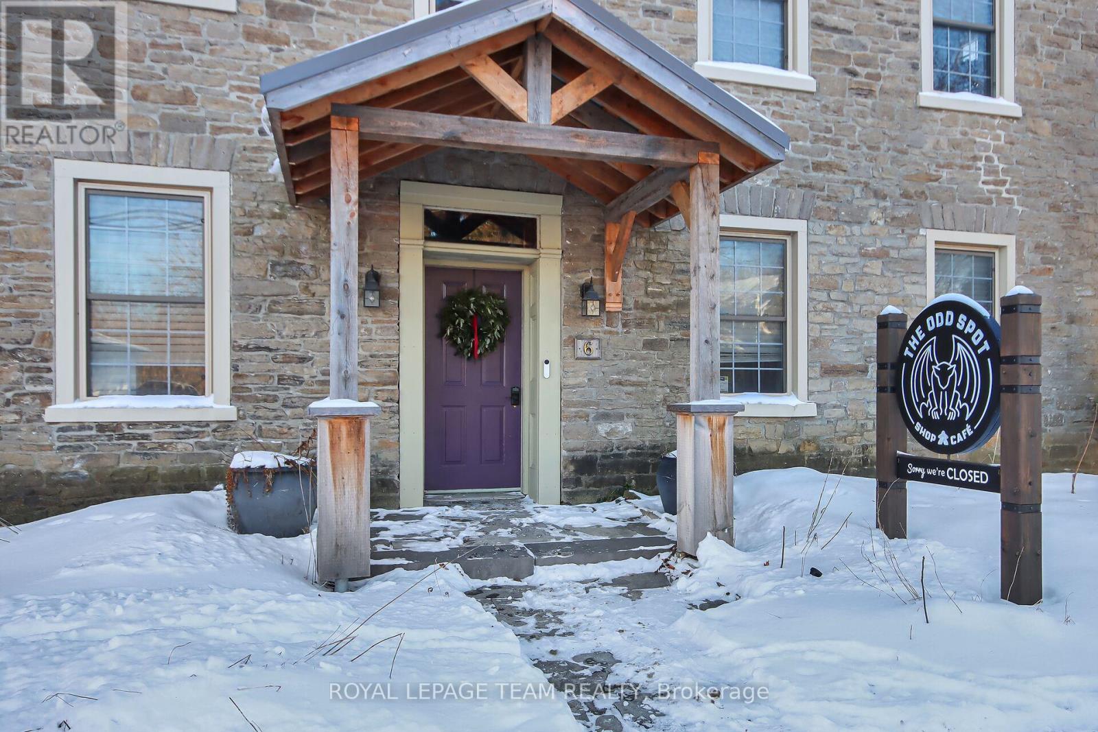 6 Spencer Street, Edwardsburgh/cardinal, Ontario  K0E 1X0 - Photo 2 - X12399148