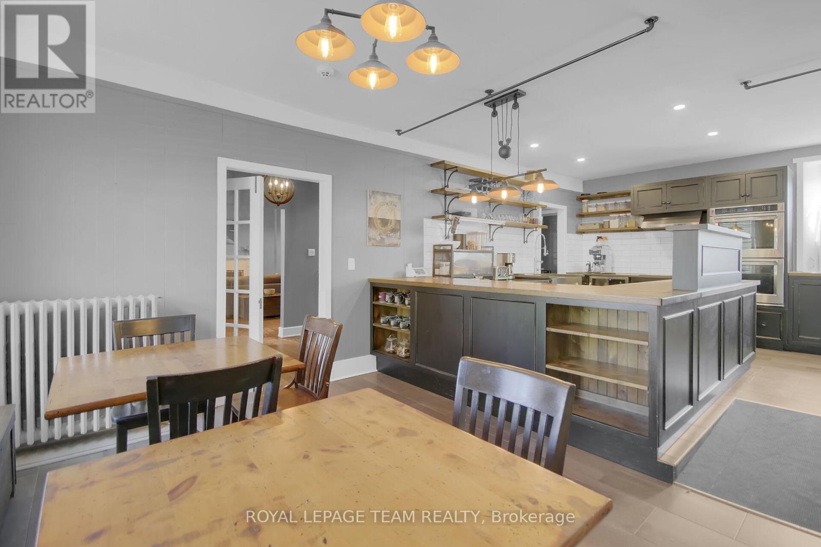 6 Spencer Street, Edwardsburgh/cardinal, Ontario  K0E 1X0 - Photo 7 - X12399148