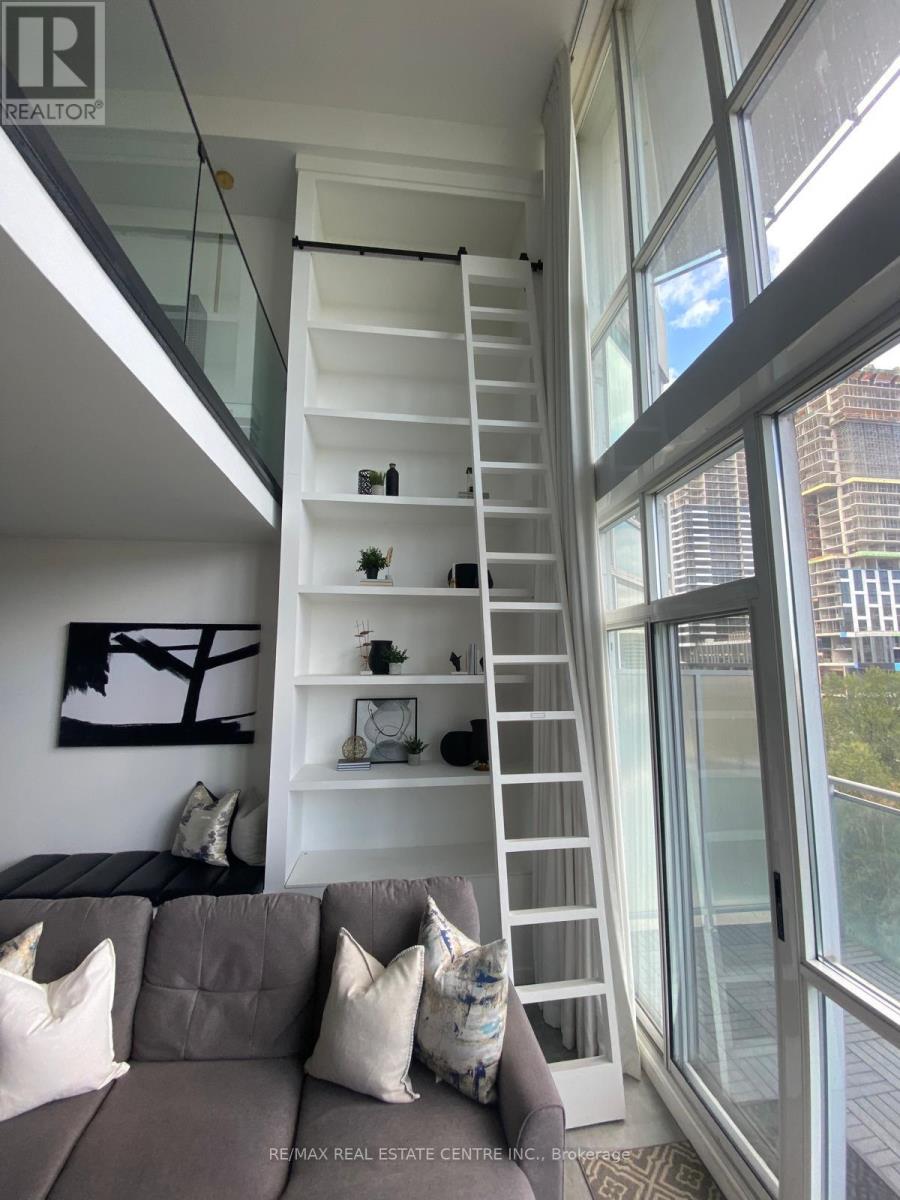 503 - 220 Burnhamthorpe Road W, Mississauga, Ontario  L5B 4N4 - Photo 19 - W12537064