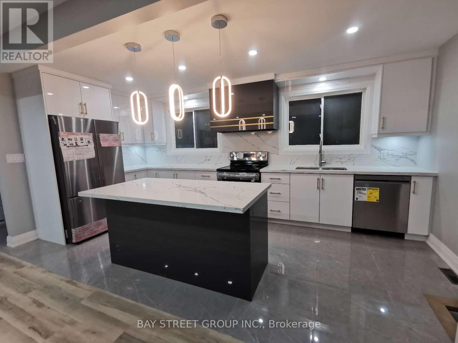 Main - 58 Erinlea Crescent, Toronto, Ontario  M1H 2S9 - Photo 5 - E12520174