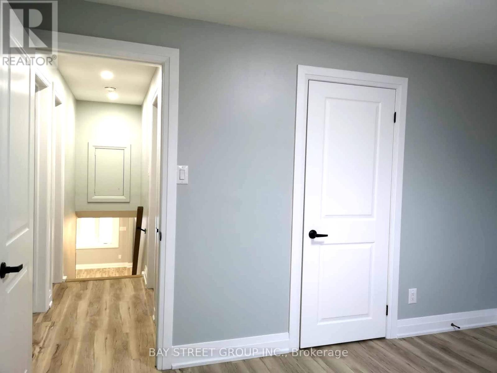 Main - 58 Erinlea Crescent, Toronto, Ontario  M1H 2S9 - Photo 9 - E12520174