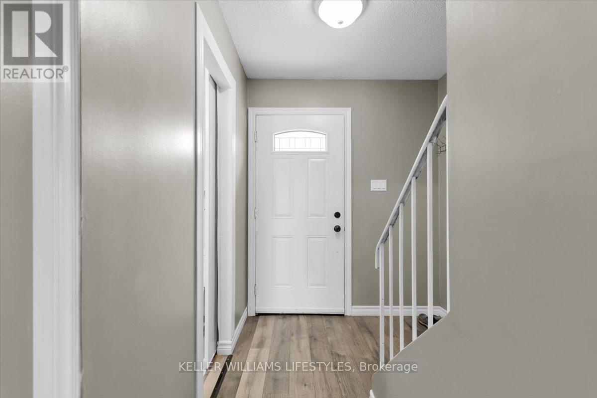 152 - 1330 Jalna Boulevard, London South, Ontario  N6E 2H7 - Photo 3 - X12539894