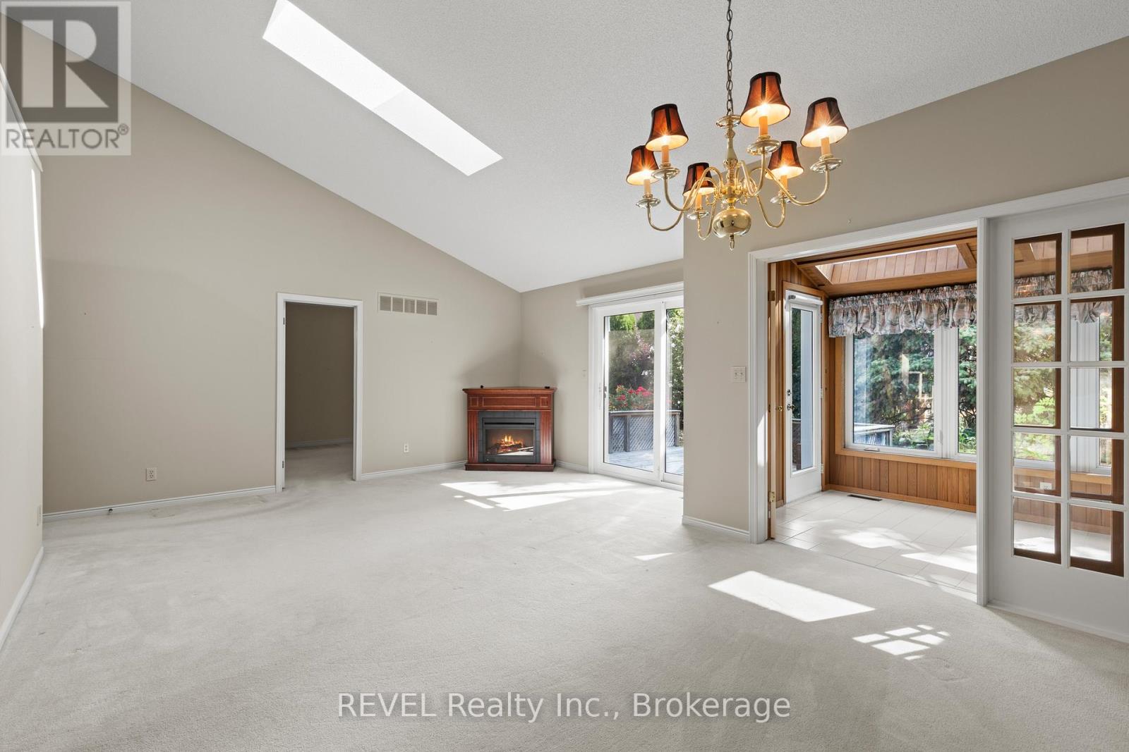 4155 Beechnut Court, Lincoln, Ontario L0R 2C0 - Photo 10 - X12539858