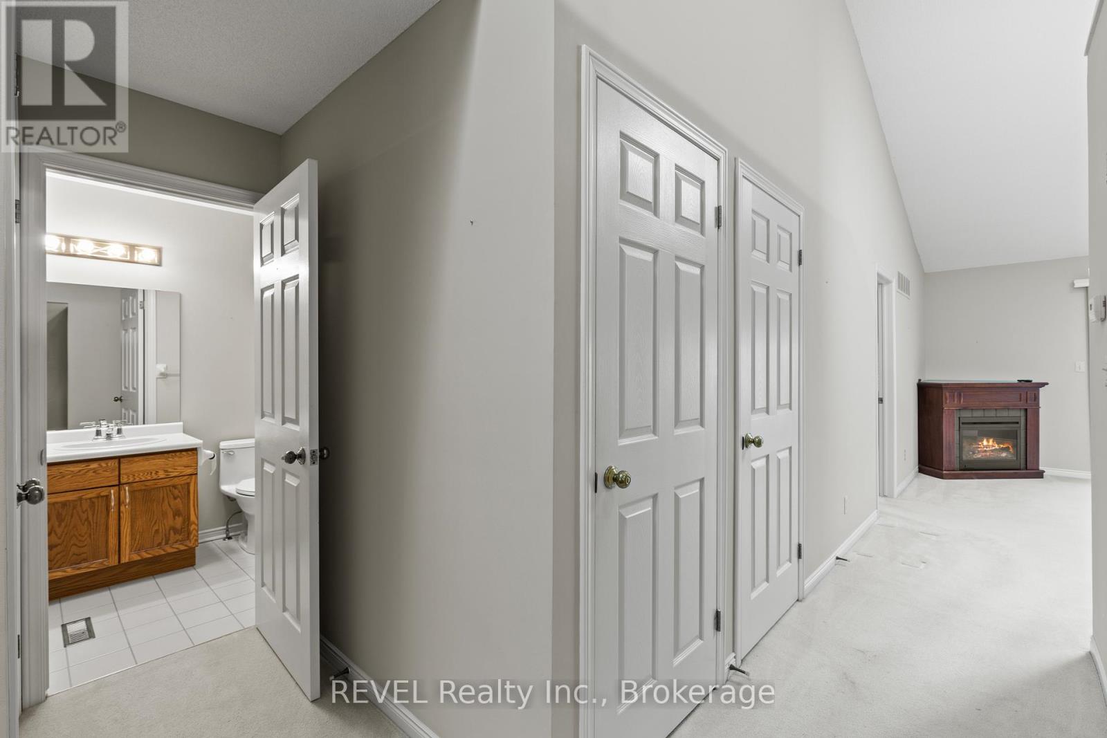 4155 Beechnut Court, Lincoln, Ontario L0R 2C0 - Photo 5 - X12539858