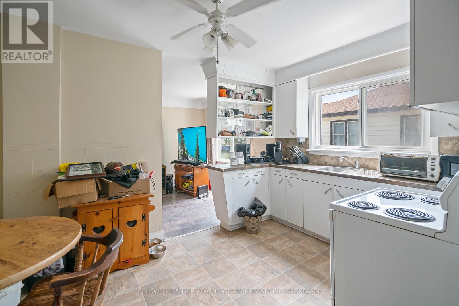 51 Lyons Avenue, Welland, Ontario L3B 1L8 - Photo 12 - X12539904