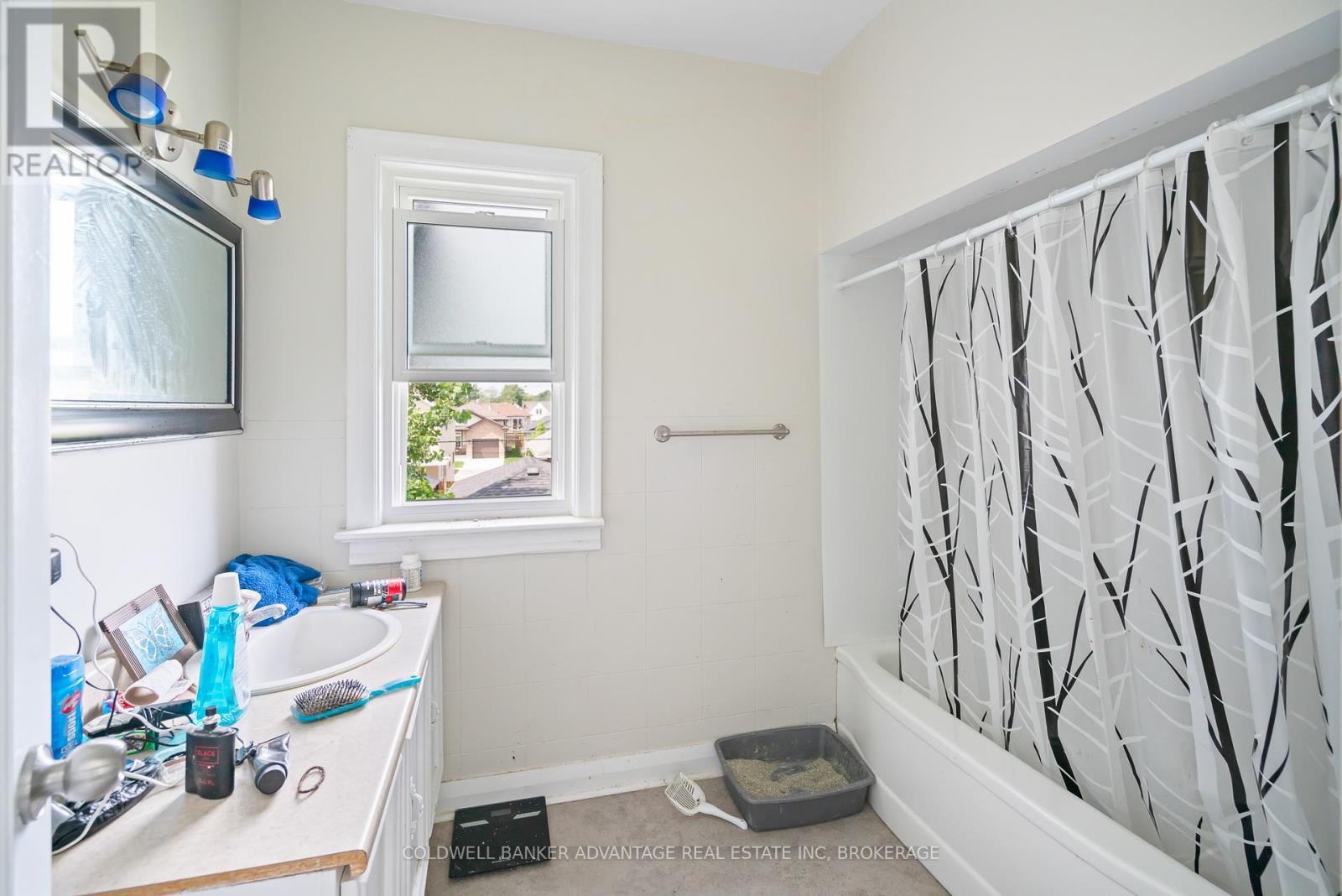 51 Lyons Avenue, Welland, Ontario L3B 1L8 - Photo 28 - X12539904