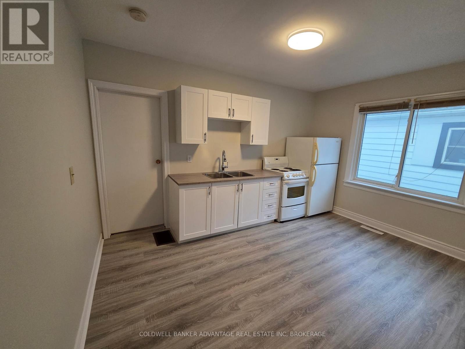 51 Lyons Avenue, Welland, Ontario L3B 1L8 - Photo 50 - X12539904