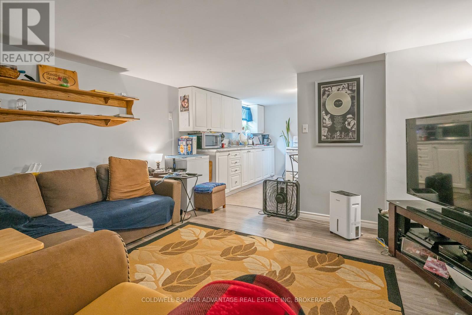 51 Lyons Avenue, Welland, Ontario L3B 1L8 - Photo 7 - X12539904