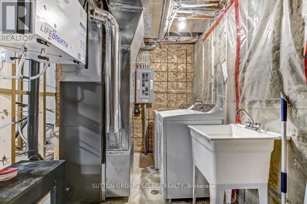 3 - 1 Miller Drive, Lucan Biddulph, Ontario  N0M 2J0 - Photo 26 - X12539302