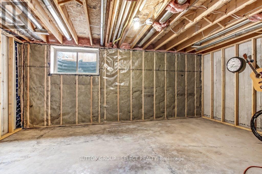 3 - 1 Miller Drive, Lucan Biddulph, Ontario  N0M 2J0 - Photo 27 - X12539302