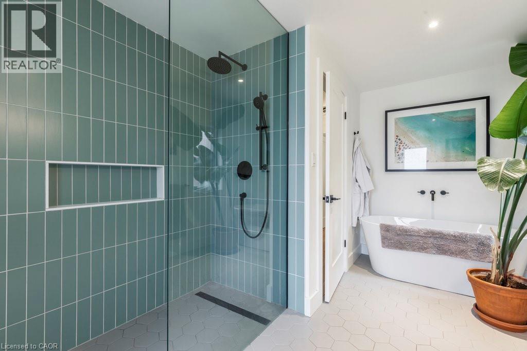 284 Houghton Avenue S, Hamilton, Ontario  L8K 2N3 - Photo 32 - 40784907