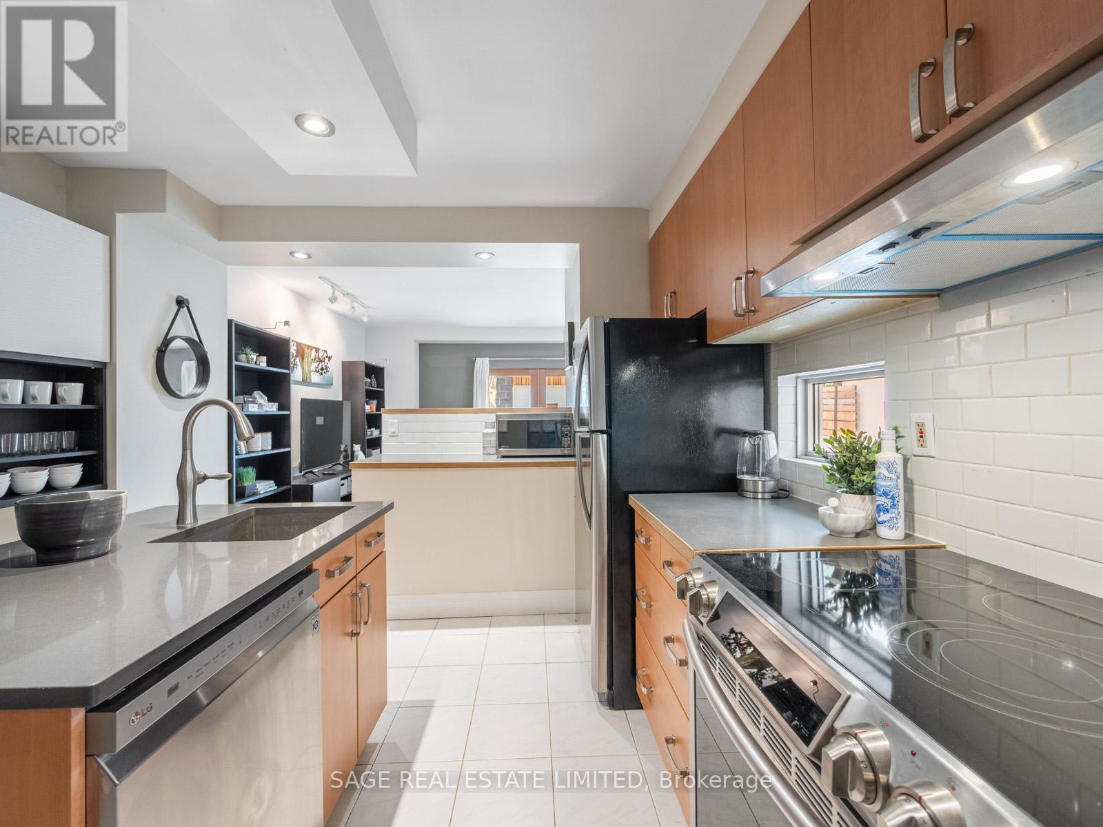 53 Jersey Avenue, Toronto, Ontario  M6G 3A4 - Photo 30 - C12514266