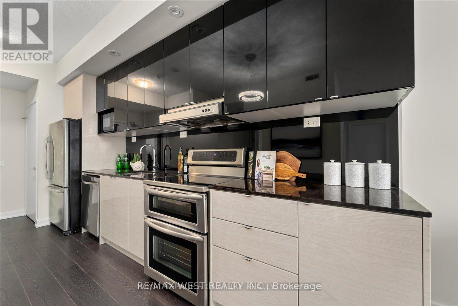 3517 - 121 Mcmahon Drive, Toronto, Ontario  M2K 0C1 - Photo 7 - C12539828