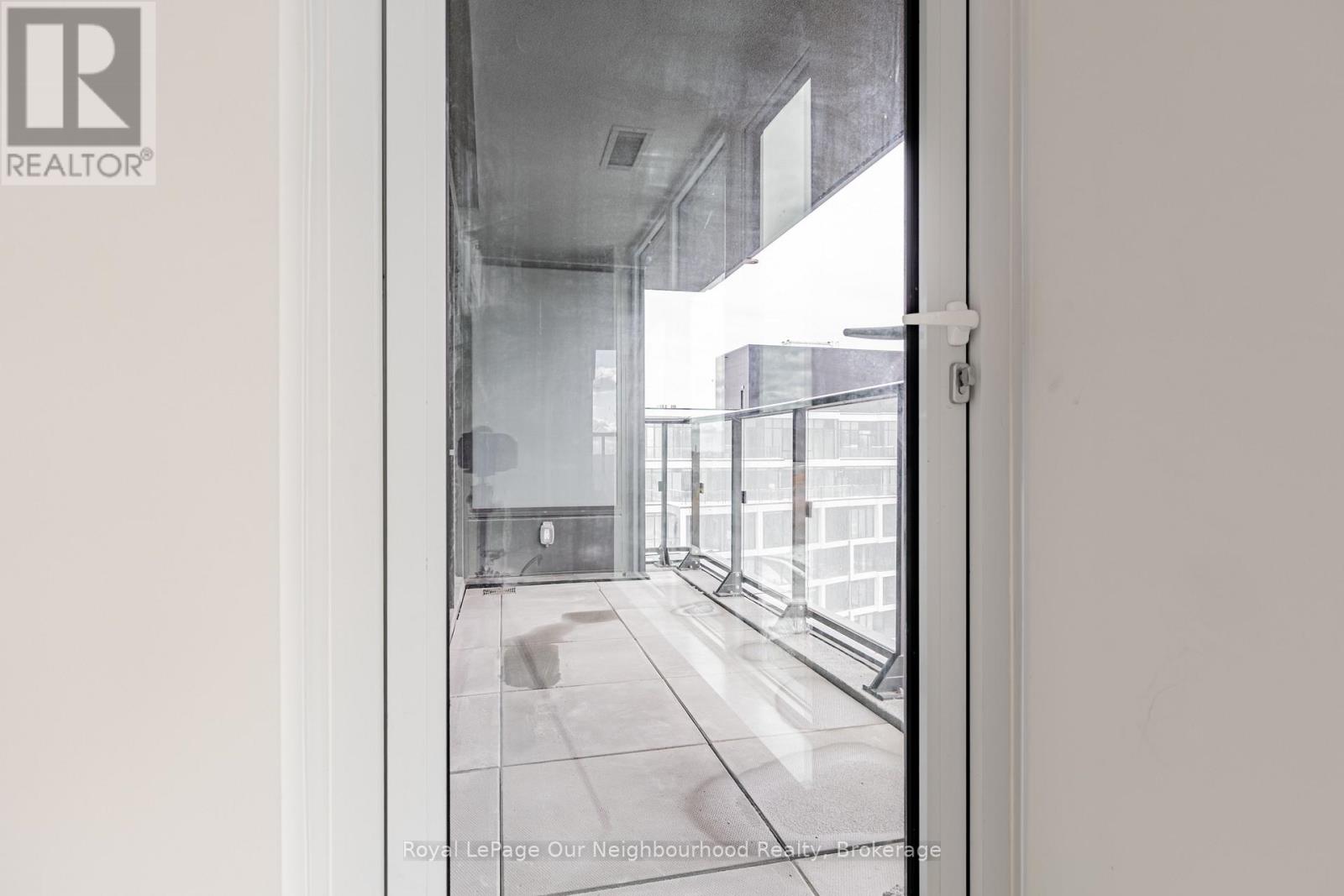 811 - 1 Quarrington Lane, Toronto, Ontario  M3C 0S4 - Photo 14 - C12539878