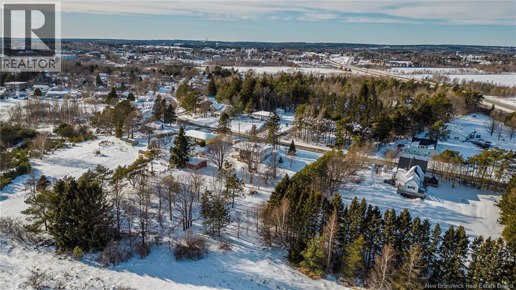 27 Harris Drive, Sackville, New Brunswick  E4L 3X6 - Photo 6 - NB130071