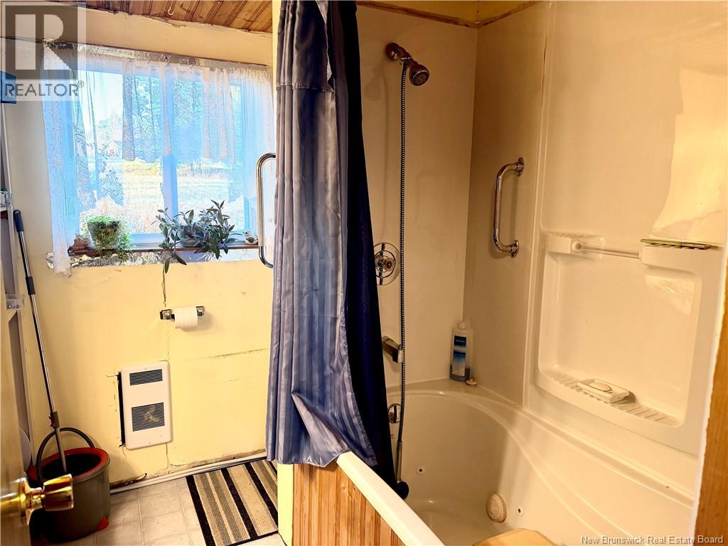 30 Macdonald Lane, Cambridge-Narrows, New Brunswick  E4C 1V1 - Photo 11 - NB130070