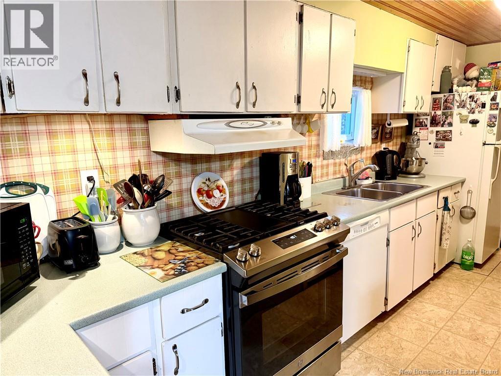 30 Macdonald Lane, Cambridge-Narrows, New Brunswick  E4C 1V1 - Photo 8 - NB130070