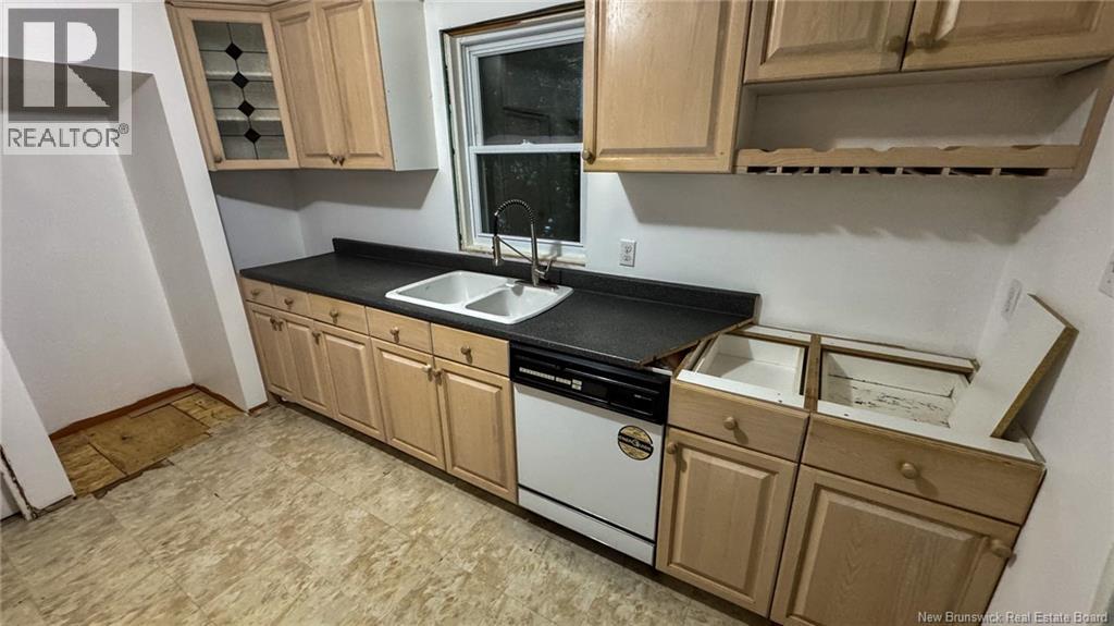 204 Highland Road, Saint John, New Brunswick  E2K 1P9 - Photo 14 - NB129990