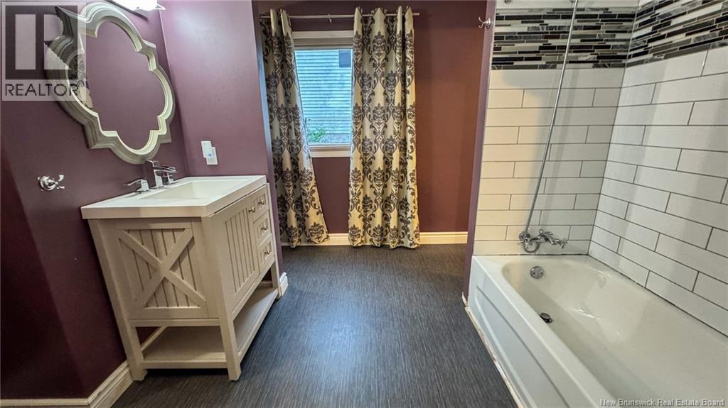 204 Highland Road, Saint John, New Brunswick  E2K 1P9 - Photo 17 - NB129990