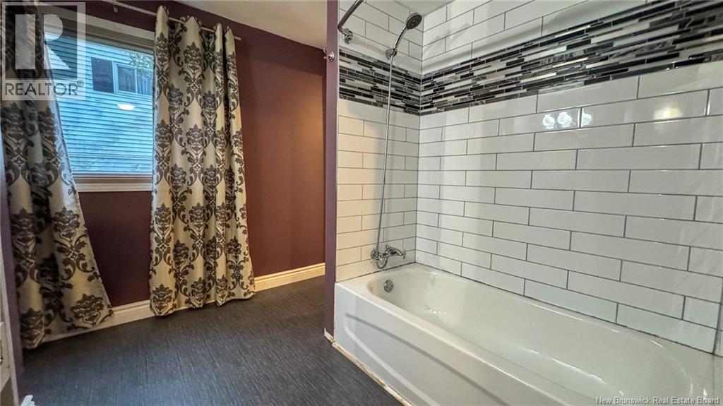 204 Highland Road, Saint John, New Brunswick  E2K 1P9 - Photo 18 - NB129990