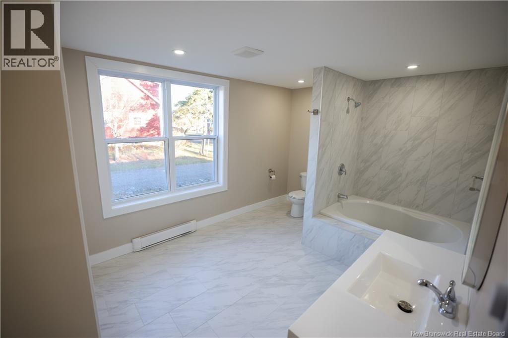 550 Salisbury Road, Moncton, New Brunswick  E1E 1B8 - Photo 12 - NB129945