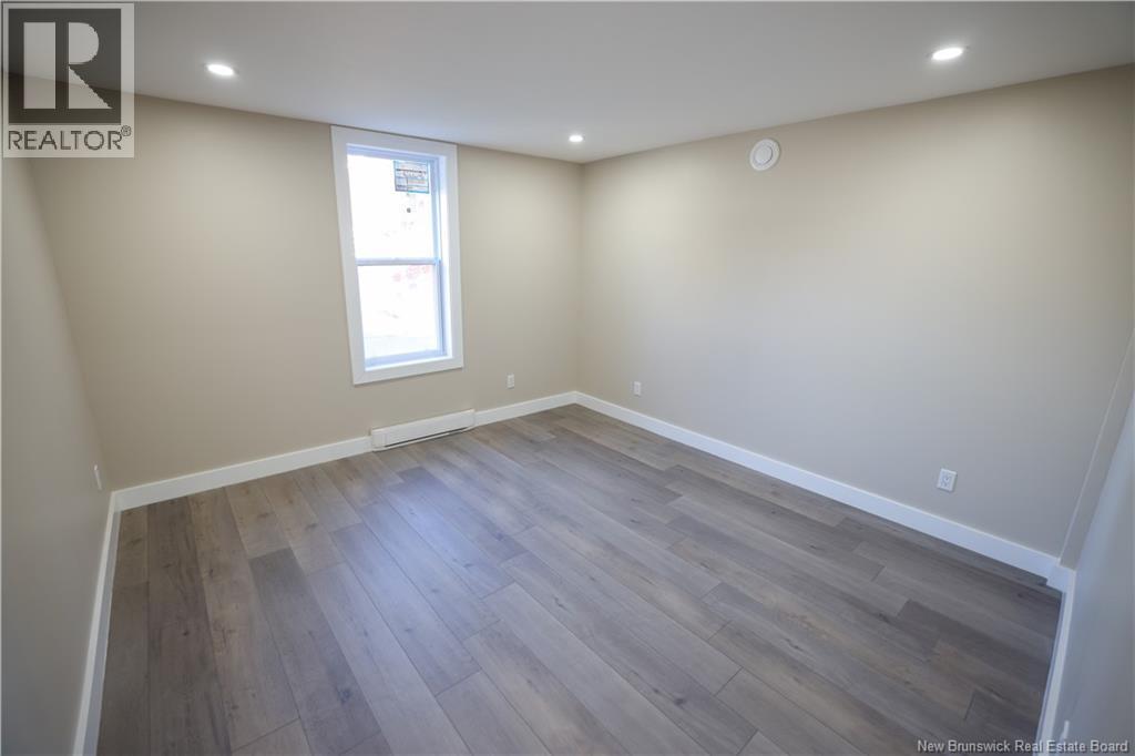 550 Salisbury Road, Moncton, New Brunswick  E1E 1B8 - Photo 17 - NB129945