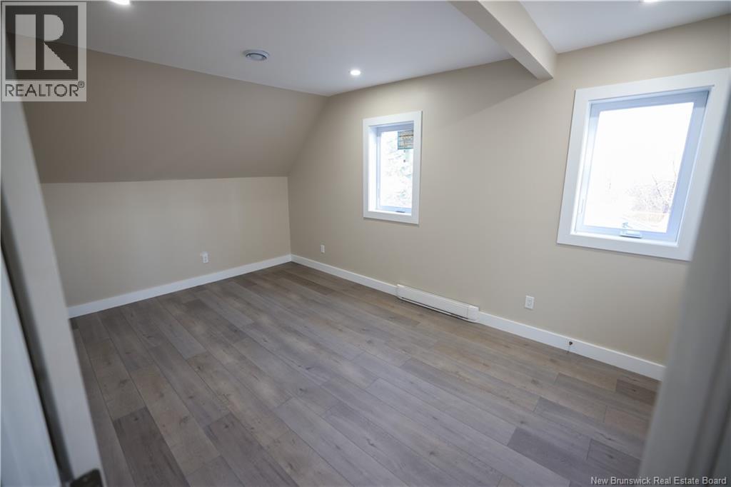 550 Salisbury Road, Moncton, New Brunswick  E1E 1B8 - Photo 21 - NB129945
