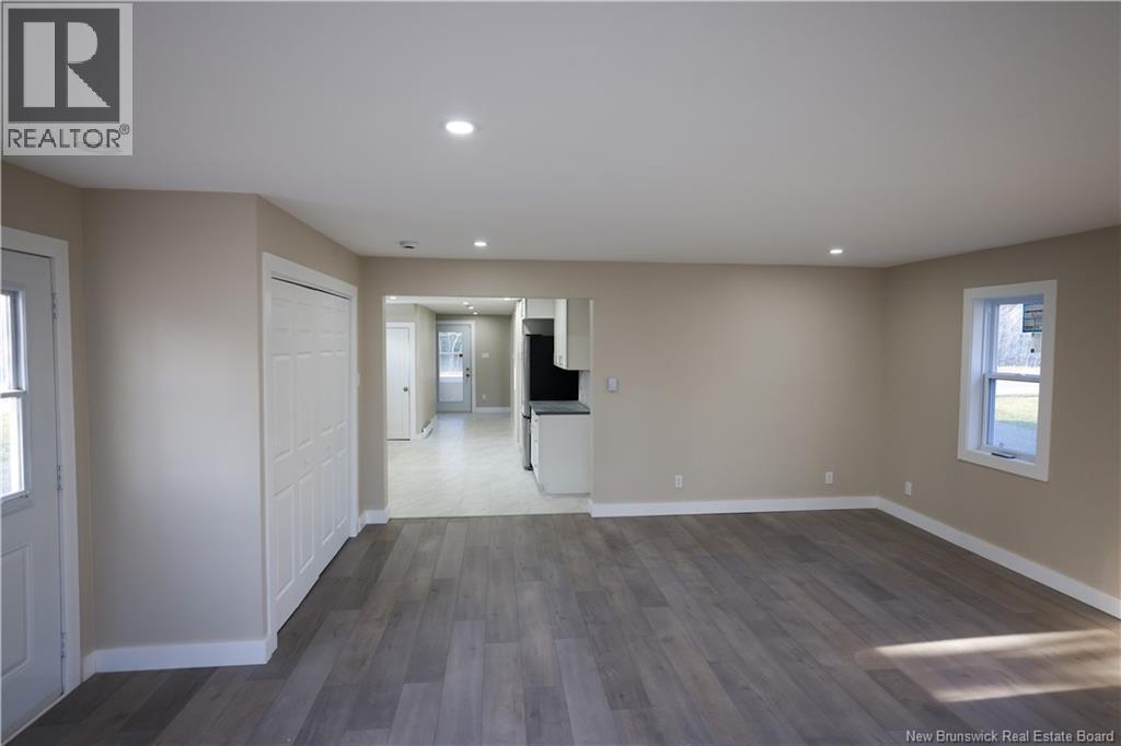 550 Salisbury Road, Moncton, New Brunswick  E1E 1B8 - Photo 4 - NB129945